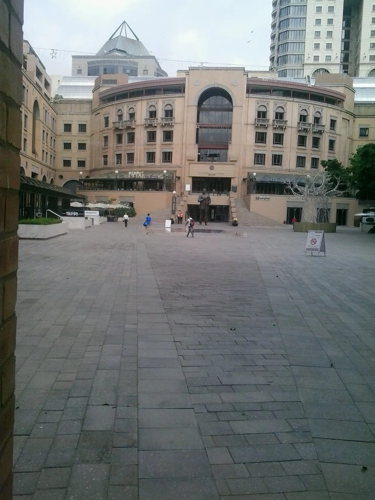 Nelson Mandela Square, Sandton